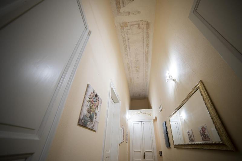 La Ghirlanda B&B Cagliari Luaran gambar
